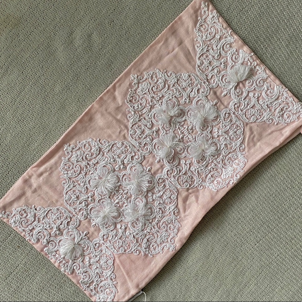 3/$25 Luxury Accent Pillowcase | NWT